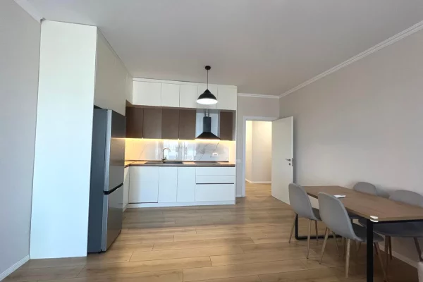 Shtepi me qera Apartament ne Tirane, 2+1, Mobilimi E mobiluar, Pagesa 700  Euro.
