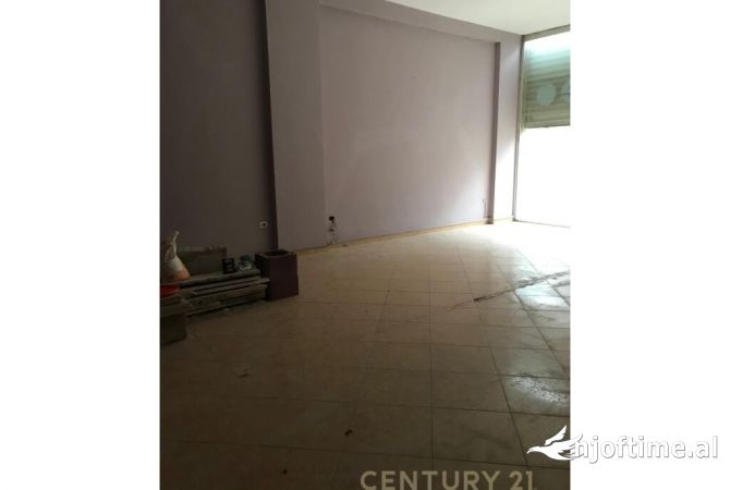 Ambient biznesi ne shitje 1+1 ne Tirane - 76,000 Euro