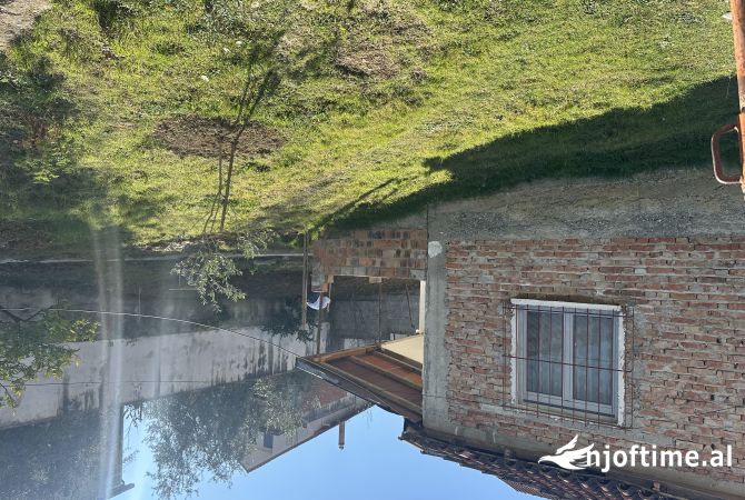 Truall ose Toke ne Tirane - 140,000 Euro