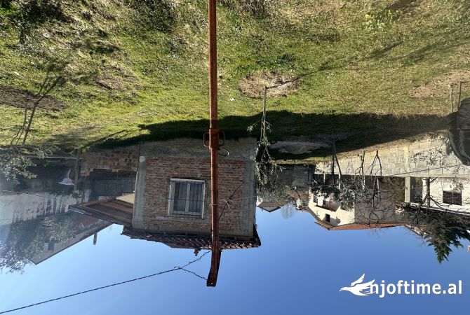 Truall ose Toke ne Tirane - 140,000 Euro