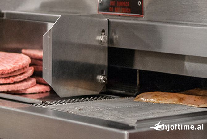 Pajisje biznesi ne shitje ne Vlore - 7,000 Euro