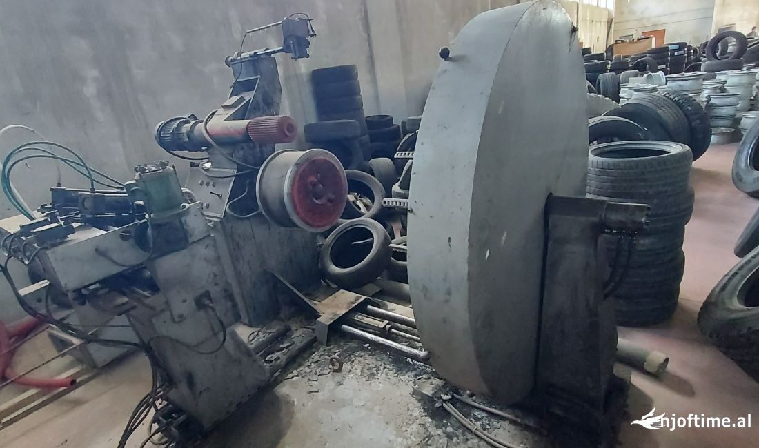 Shitje Pajisje Fabrike Riveshje Gomash - Per Shitje!