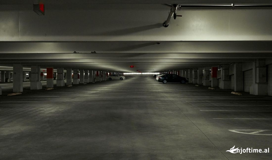 Shiten 2 poste parkimi ne Ali Dem🅿️