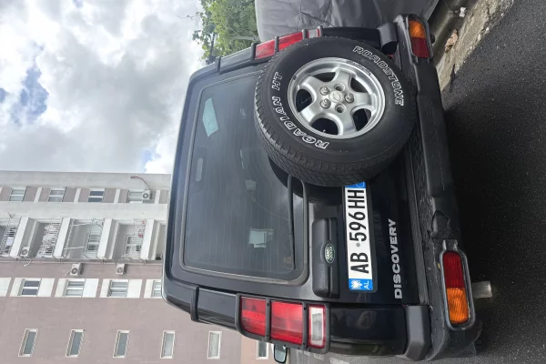 Makina ne shitje ne Elbasan, Land Rover, 2002 Diesel,Kambio Manual Pagesa 800,000  Leke.