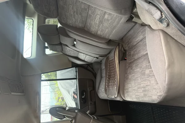 Makina ne shitje ne Elbasan, Land Rover, 2002 Diesel,Kambio Manual Pagesa 800,000  Leke.