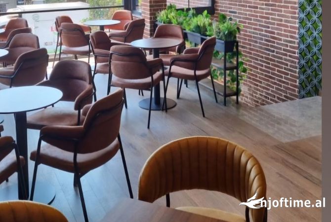 Pajisje biznesi ne shitje ne Kruje - 25,000 Leke