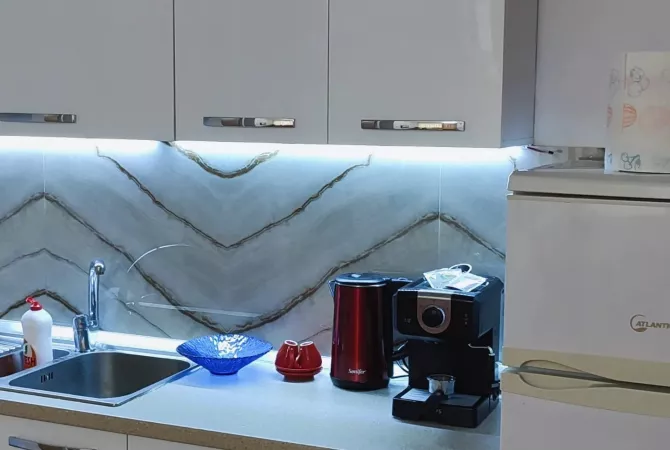 Shtepi me qera Apartament ne Tirane, 1+1, Mobilimi E mobiluar, Pagesa 510  Euro.