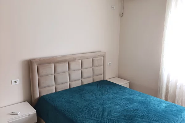 Shtepi me qera Apartament ne Tirane, 2+1, Mobilimi E mobiluar, Pagesa 550  Euro.