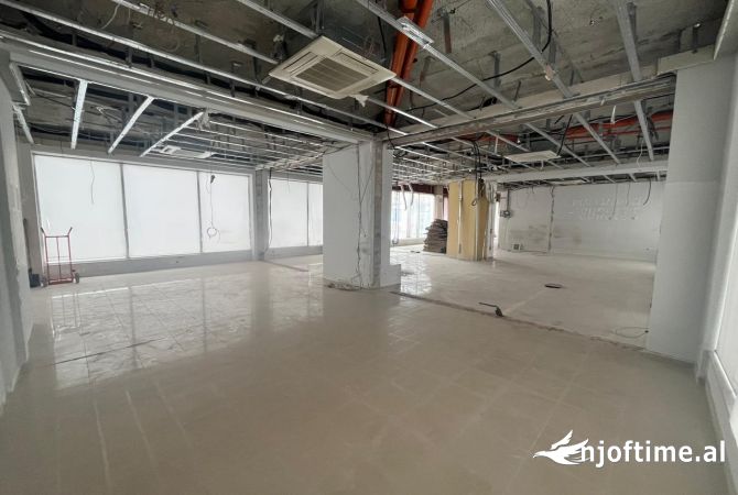 Ambient biznesi ne shitje 1+1 ne Tirane - 1,600,000 Euro