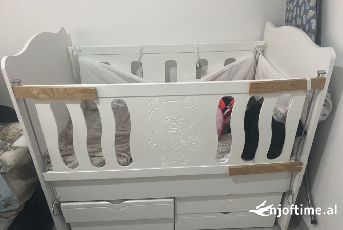 Veshje dhe Aksesor per Femije ne Tirane - 18,000 Leke