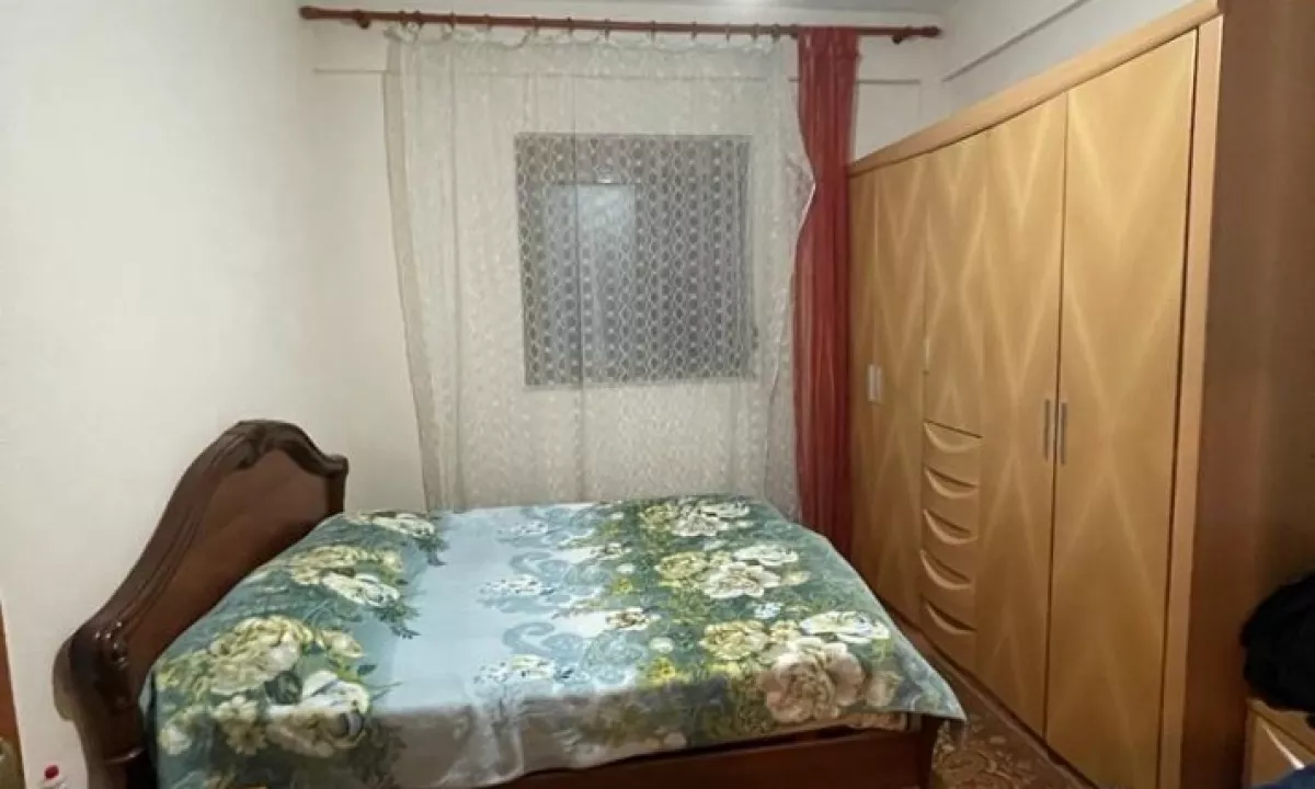 Shtepi me qera Apartament ne Tirane, 1+1, Mobilimi E mobiluar, Pagesa 390  Euro.