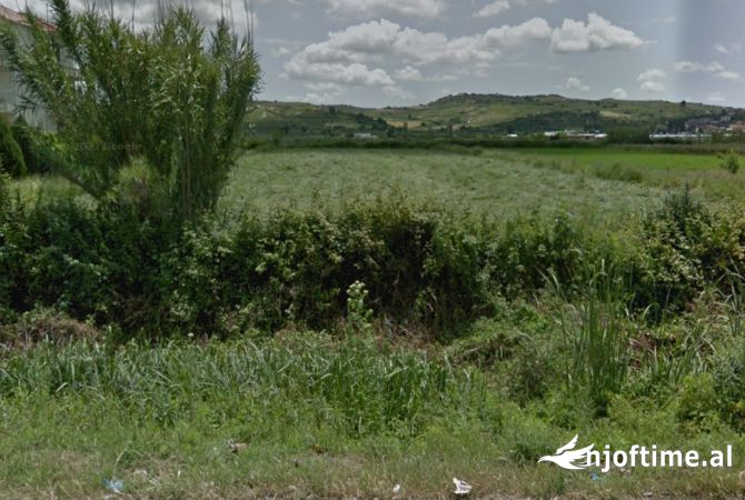 Terreno in vendita a Fier - 4,500,000 Leke