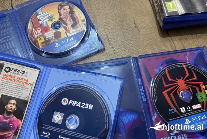 Shitet Playstation 4 Slim 