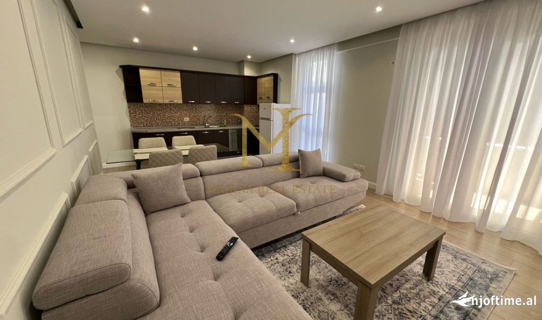 Shtepi me qera Apartament ne Durres, 2+1, Mobilimi E mobiluar, Pagesa 550  Euro.