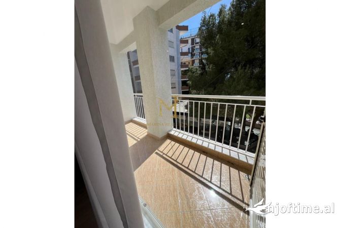 Shtepi me qera Apartament ne Durres, 2+1, Mobilimi E mobiluar, Pagesa 550  Euro.