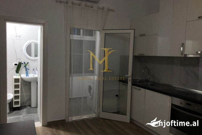 Shtepi me qera Apartament ne Durres, 1+1, Mobilimi E mobiluar, Pagesa 250  Euro.