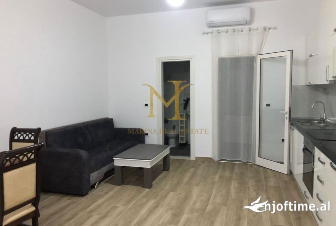 Shtepi me qera 1+1 ne Durres - 250 Euro