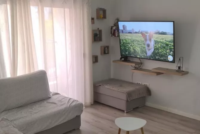 🏠 Shtepi  per shitje,  Pallat i Ri  1+1    💶 Elar2 13357   