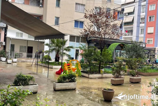 Ambient biznesi ne shitje 3+1 ne Tirane - 80,000 Euro