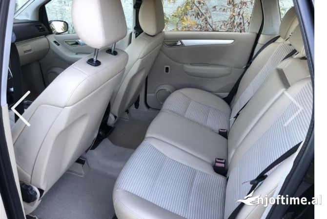 Auto in Vendita a Tirana - 3,200 Euro