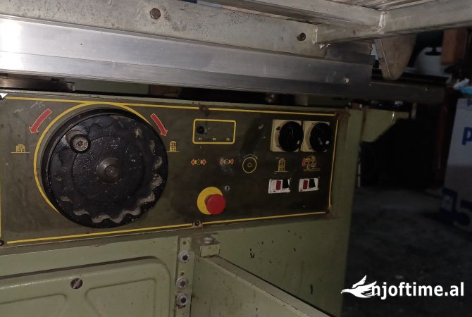 Shitet sharre/kombinat multifunksionale per dru