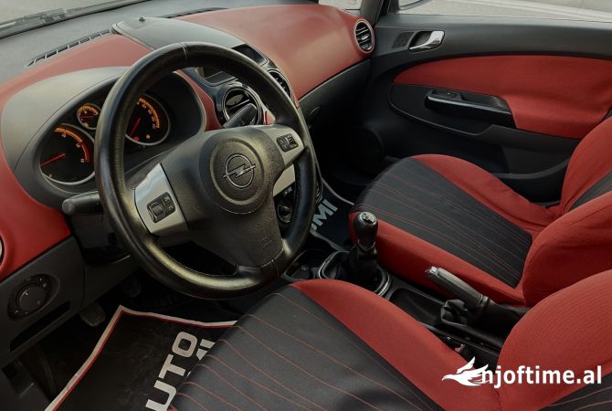 Auto in Vendita a Durazzo, Opel, 2007 Diesel,Kambio Manual Pagamento 2,900  Euro.