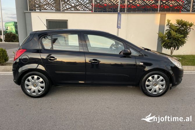 Auto in Vendita a Durazzo, Opel, 2007 Diesel,Kambio Manual Pagamento 2,900  Euro.