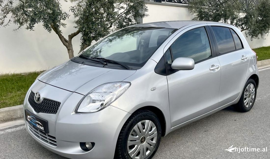 Auto in Vendita a Durazzo, Toyota, 2008 Benzine,Kambio Automatik Pagamento 5,200  Euro.