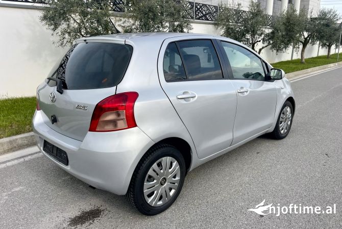Auto in Vendita a Durazzo, Toyota, 2008 Benzine,Kambio Automatik Pagamento 5,200  Euro.