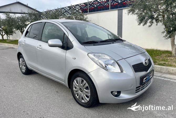 Auto in Vendita a Durazzo - 5,200 Euro