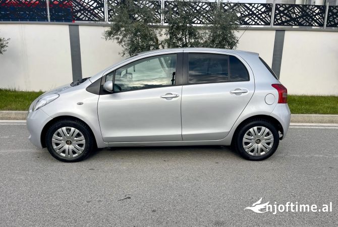Auto in Vendita a Durazzo, Toyota, 2008 Benzine,Kambio Automatik Pagamento 5,200  Euro.