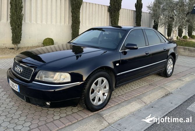 AUDI A8 Automat