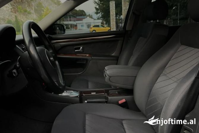 Auto in Vendita a Durazzo, Audi, 2002 Diesel,Kambio Automatik Pagamento 5,600  Euro.