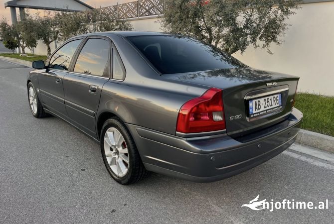 Auto in Vendita a Durazzo, Volvo, 2007 Diesel,Kambio Automatik Pagamento 5,000  Euro.