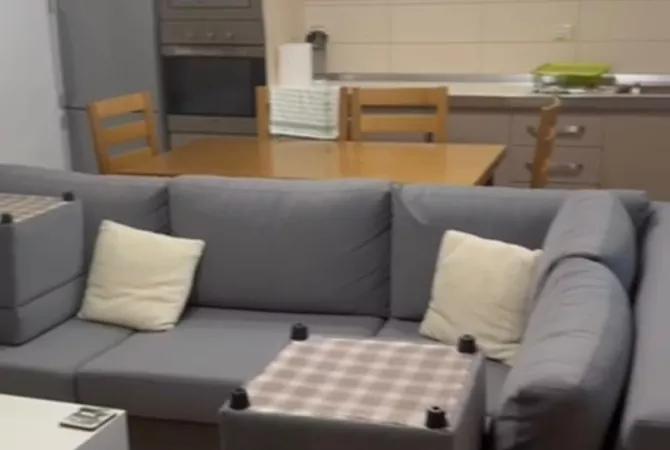  Shitet apartament 2+1 tek Brryli!