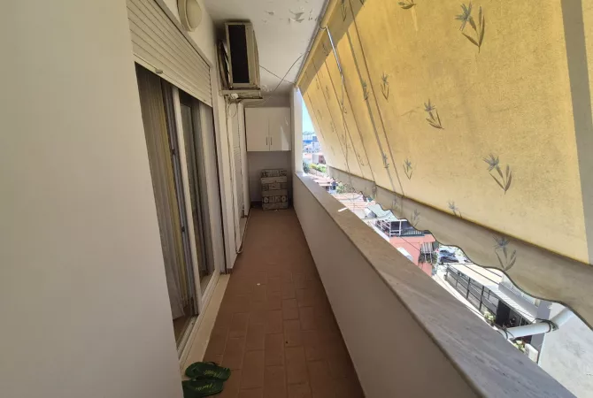 Shtepi ne shitje Apartament ne Tirane, 2+1, Mobilimi E mobiluar, Pagesa 170,000  Euro.