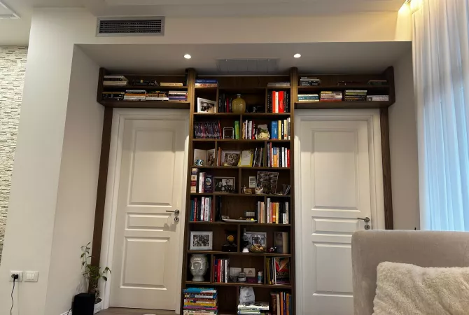 Shtepi ne shitje Apartament ne Tirane, 3+1, Mobilimi E mobiluar, Pagesa 360,000  Euro.