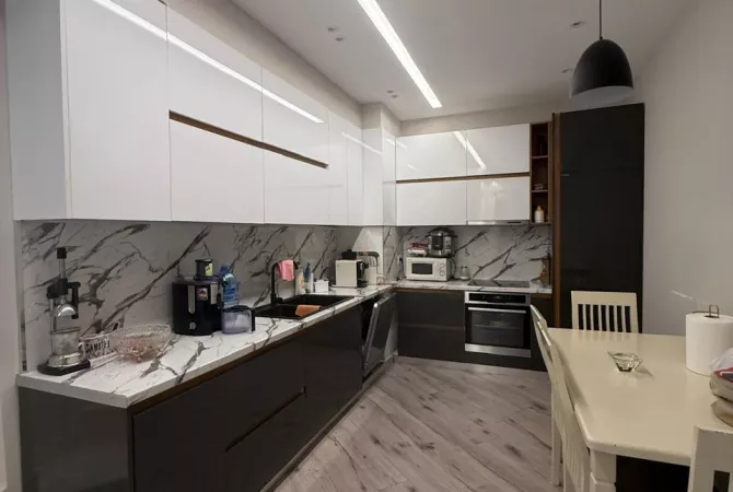 Shitet triplex tek Kodra e Diellit! 