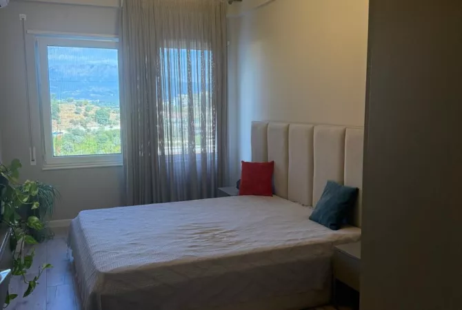 Shtepi ne shitje Vila Luksoze ne Tirane, 4+1, Mobilimi E mobiluar, Pagesa 350,000  Euro.