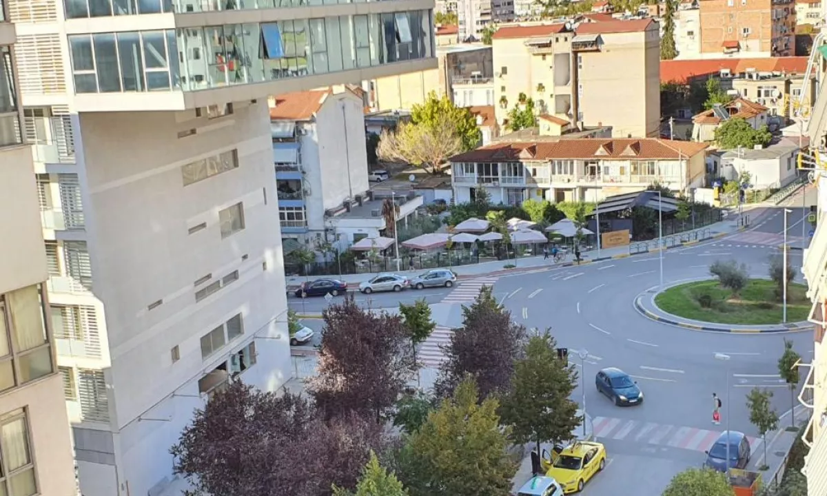 Appartamento in vendita a Tirana 2+1, Vuoto