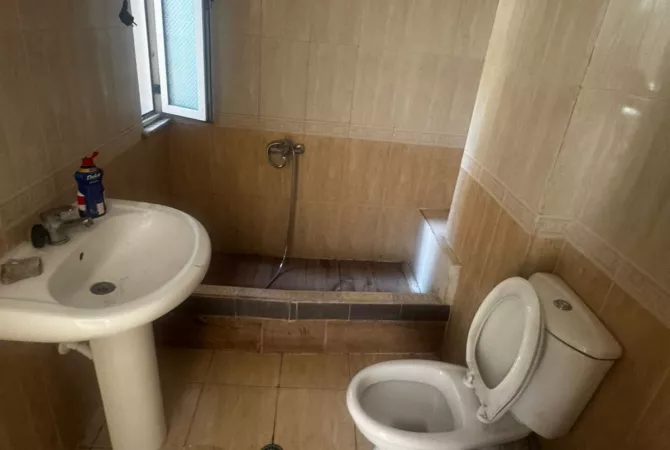 Appartamento in vendita a Tirana 1+1, Arredato