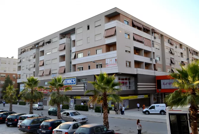 Appartamento in vendita a Tirana 1+1, Arredato