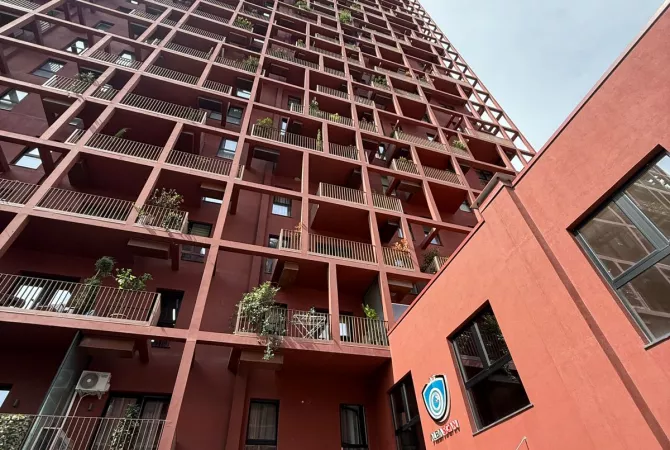 Business Property for Rent 4+1 in Tirana - 3,000 Euro