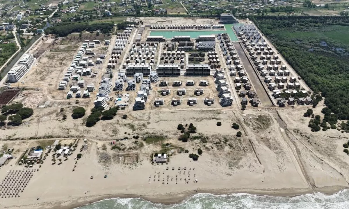 Apartment for sale in Durres 1+1, Emty