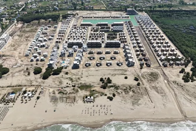 Shitet apartament 1+1 tek Porto Lalzi!