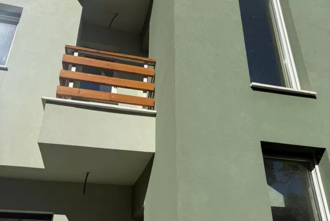 Shtepi ne shitje Vila Luksoze ne Tirane, 6+1, Mobilimi Bosh, pa mobiluar, Pagesa 850,000  Euro.