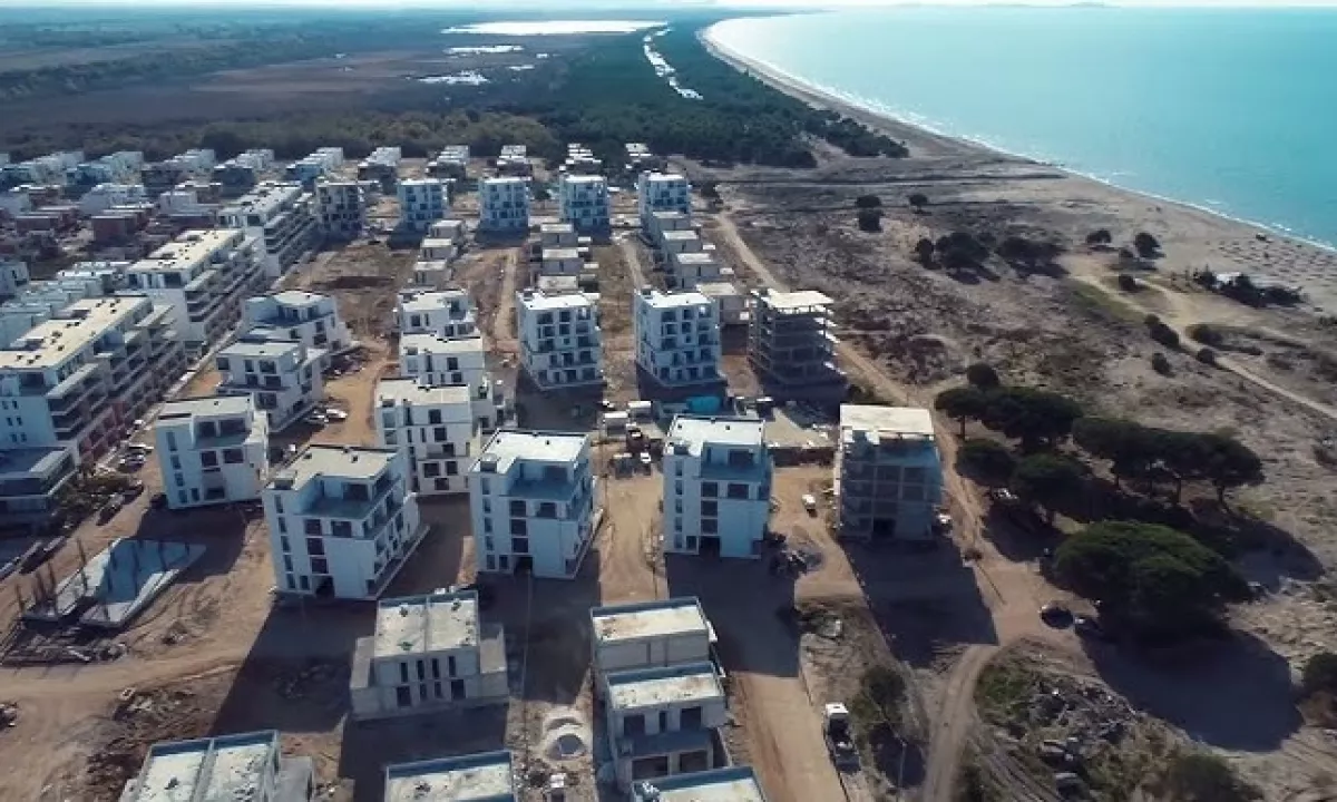 Apartment for sale in Durres 1+1, Emty