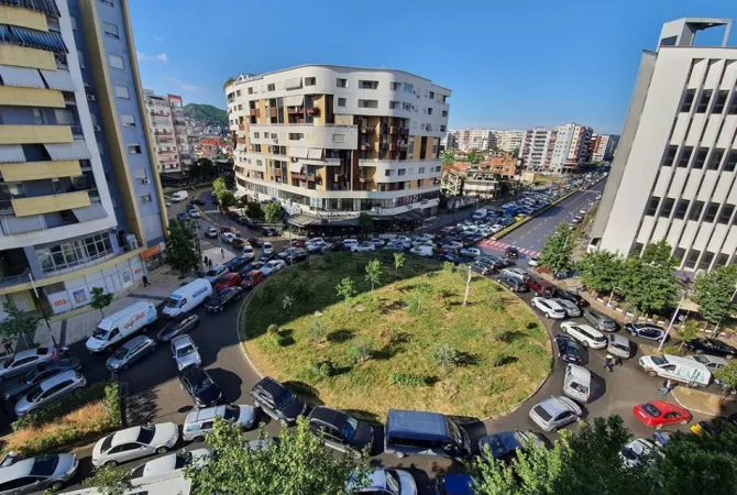 Shtepi ne shitje 2+1 ne Tirane - 155,000 Euro