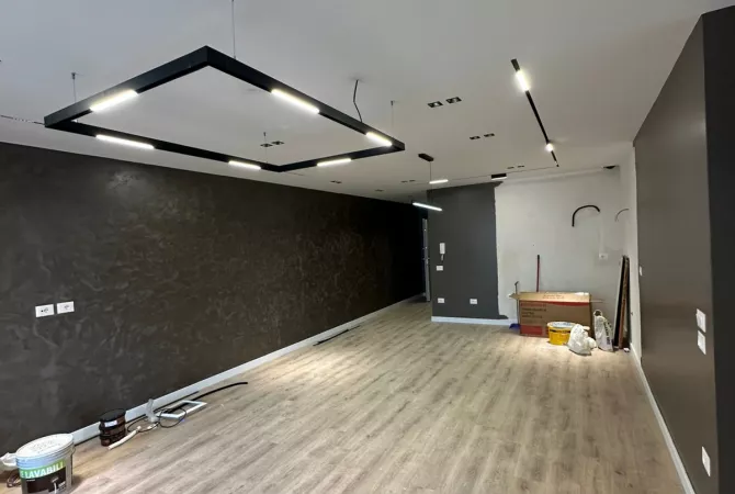 Shtepi ne shitje Apartament ne Tirane, 3+1, Mobilimi Bosh, pa mobiluar, Pagesa 200,000  Euro.