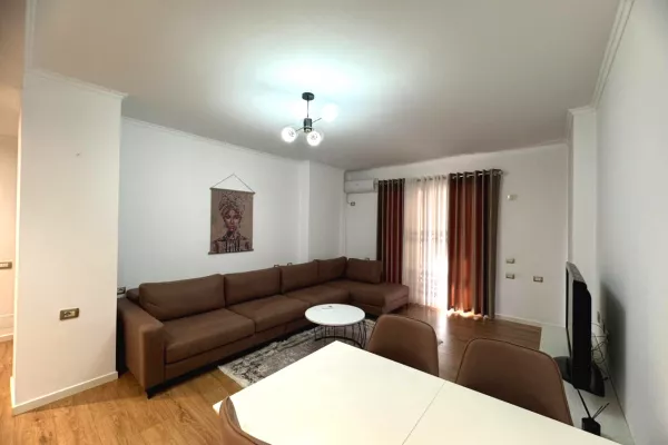 Shtepi me qera Apartament ne Tirane, 1+1, Mobilimi E mobiluar, Pagesa 500  Euro.
